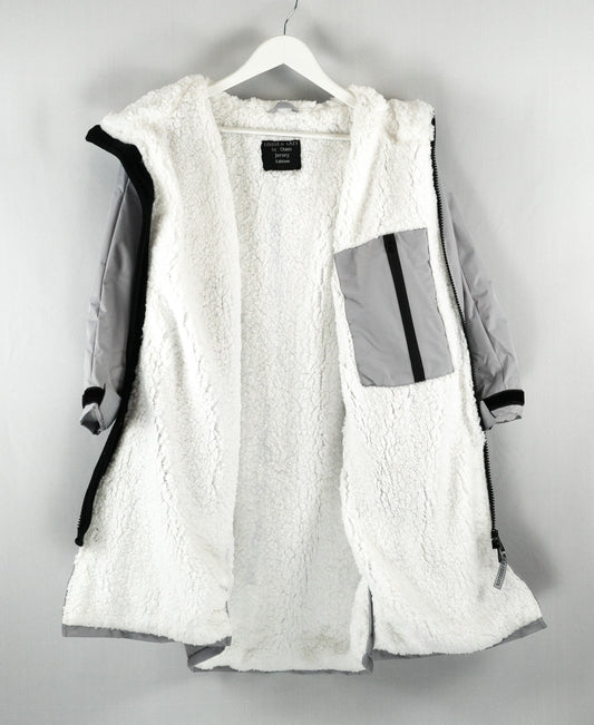 Mid-sleeve Loose n' Lazy Changing Robe - Grey/White