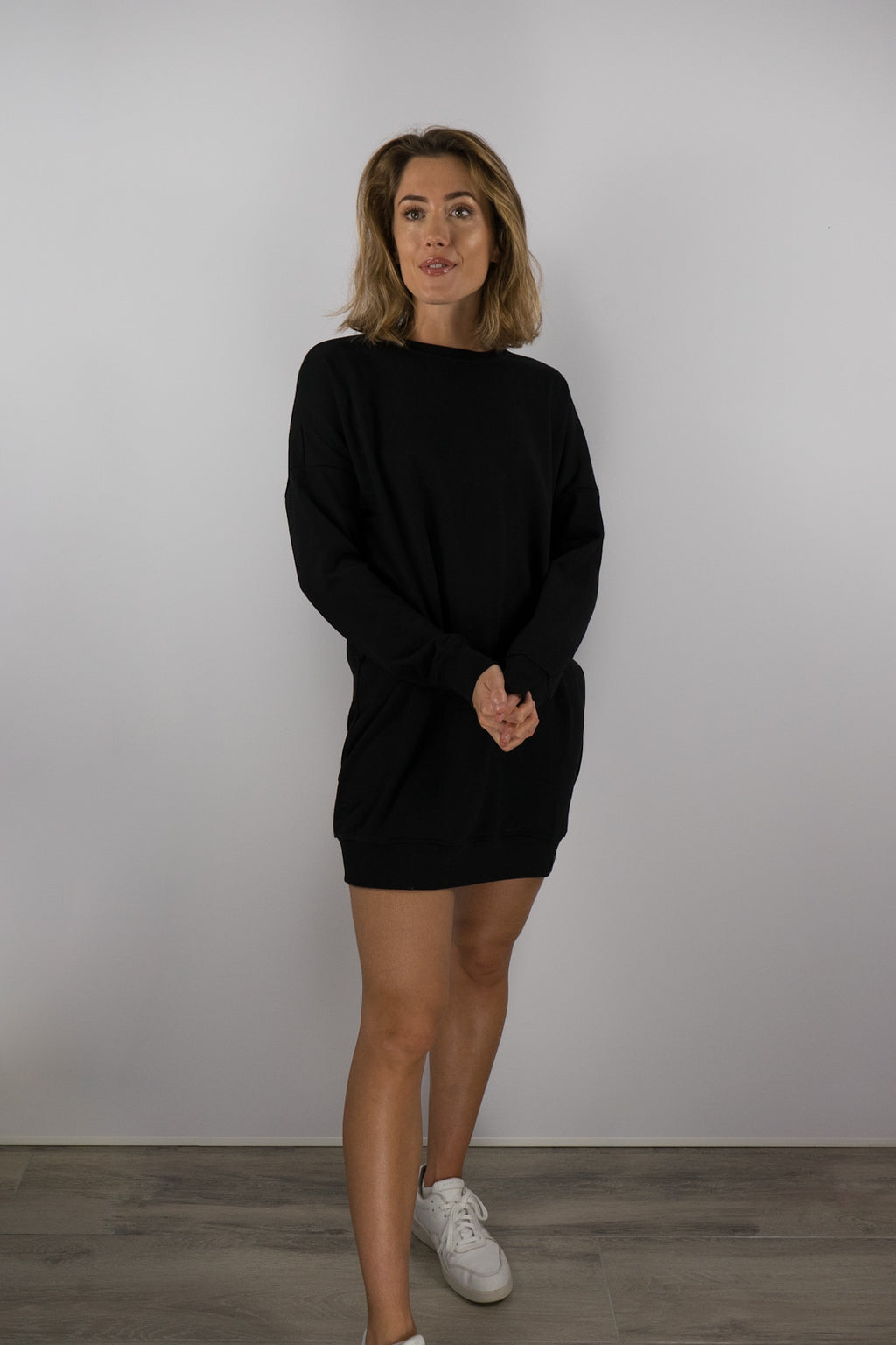 black loose dress, sustainably made, comfortable 